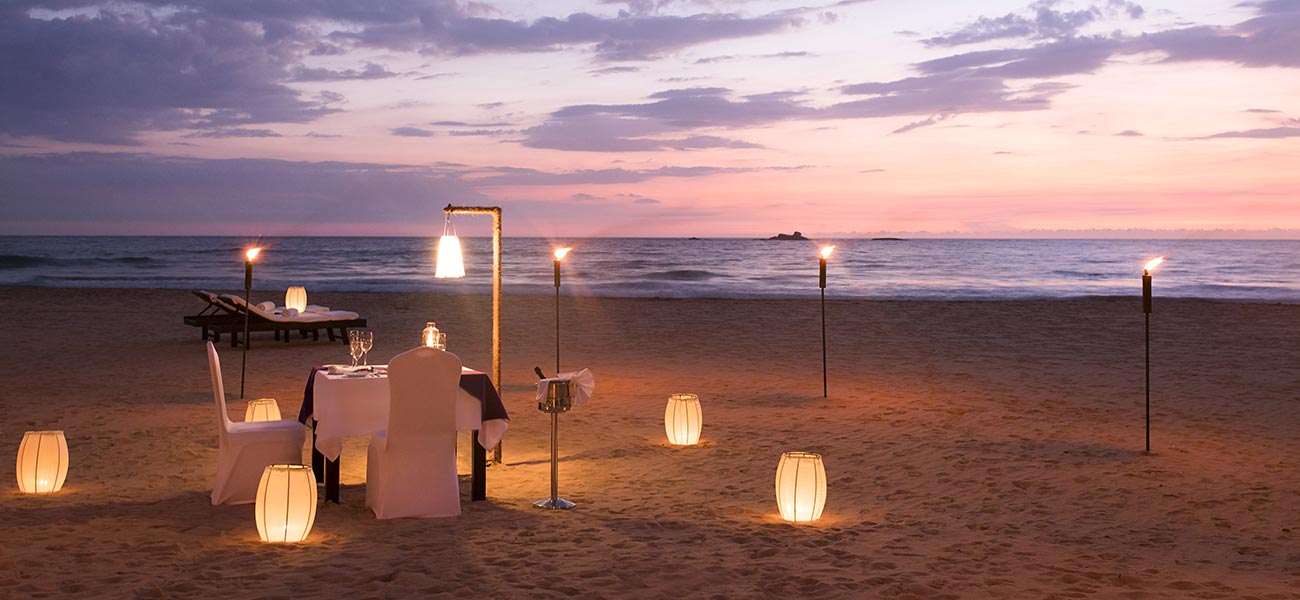 Dinner at a beachside restaurant