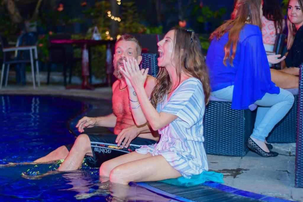 Pool Enjoing Kandy Sri Lanka
